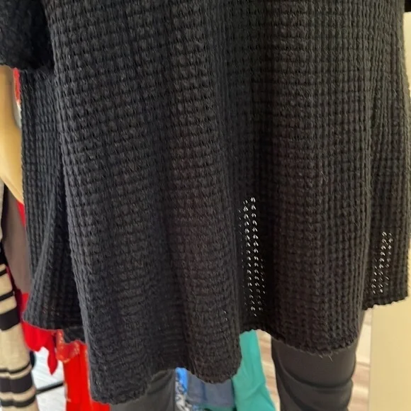 Status by Chenault Black Waffled Fabric Knit Cardigan. D4/A - Picture 6 of 11